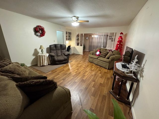 15 Kelly Rose Ln., Petal, MS 39465