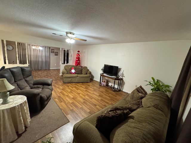 15 Kelly Rose Ln., Petal, MS 39465