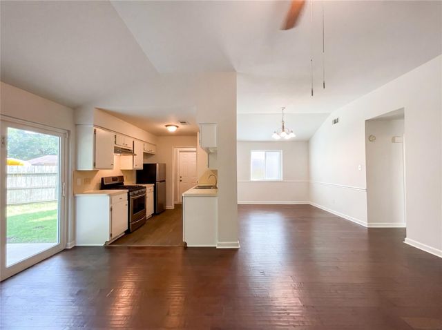 410 E Little Oak Court, Spring, TX 77386