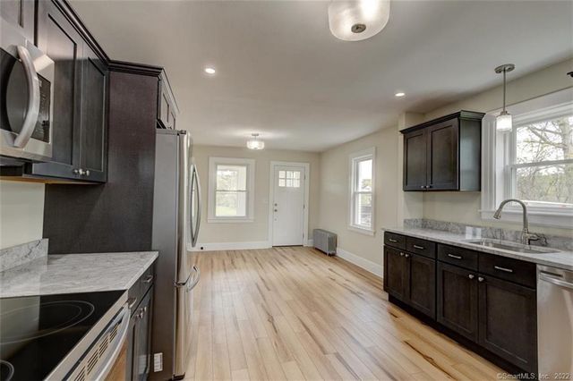 191 Lee Street, Middletown, CT 06457