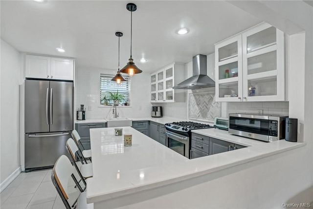 79 N Broadway F, White Plains, NY 10603