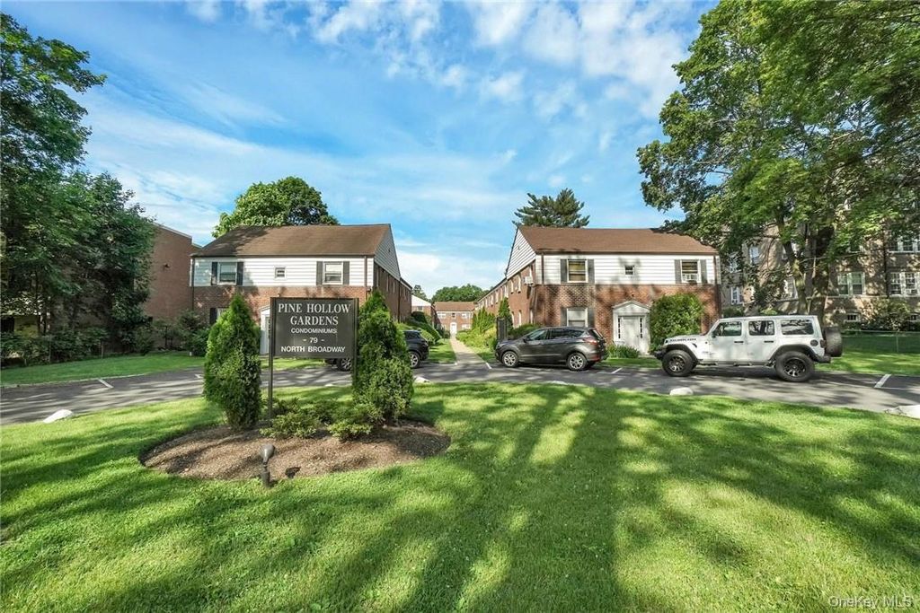 79 N Broadway F, White Plains, NY 10603