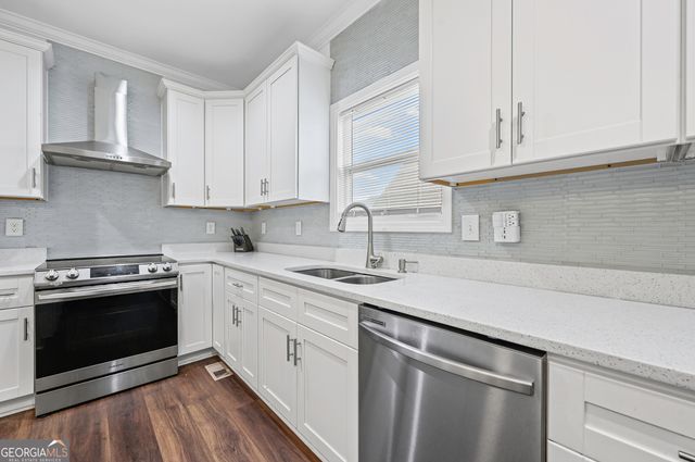 1986 Memorial Drive SE, Atlanta, GA 30317