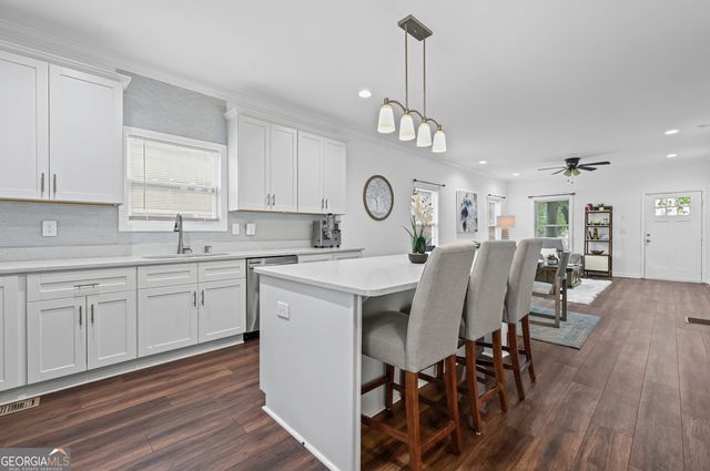 1986 Memorial Drive SE, Atlanta, GA 30317