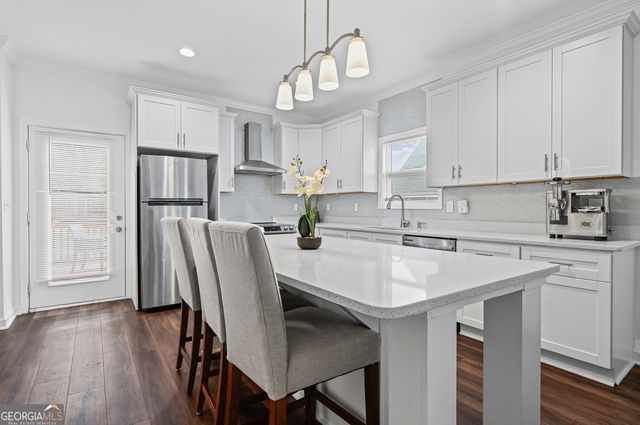 1986 Memorial Drive SE, Atlanta, GA 30317