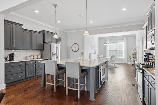 402 Everlee Ln, Mount Juliet, TN 37122