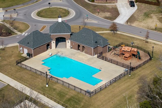 402 Everlee Ln, Mount Juliet, TN 37122