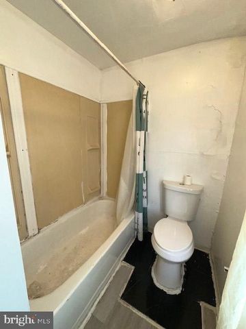 2242 FRALEY ST, Philadelphia, PA 19137