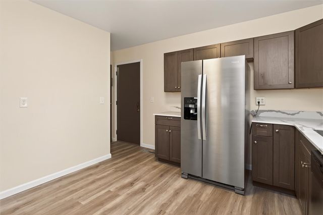 384 Hollybrook Road, Henrietta, NY 14623