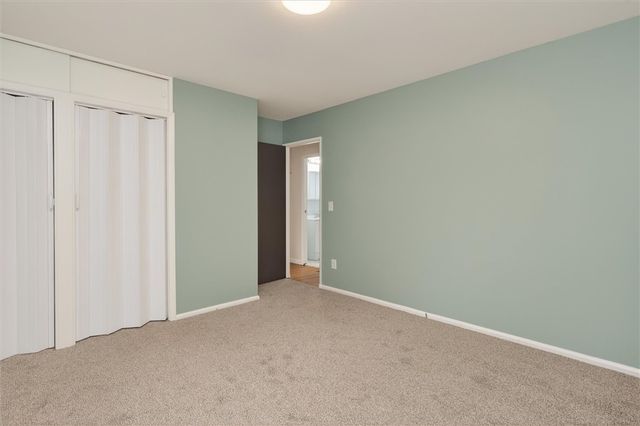 384 Hollybrook Road, Henrietta, NY 14623