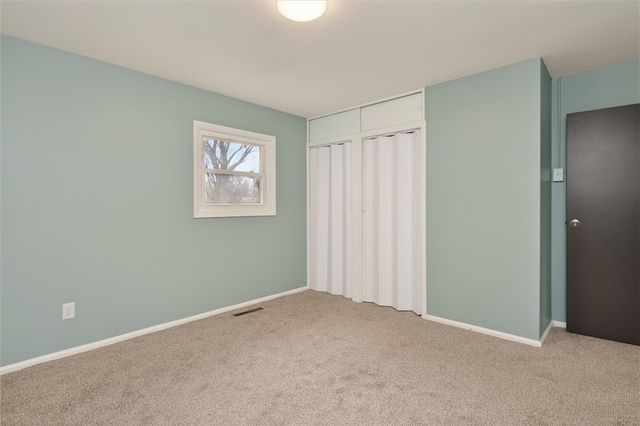 384 Hollybrook Road, Henrietta, NY 14623