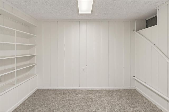 384 Hollybrook Road, Henrietta, NY 14623