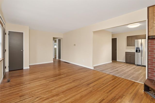 384 Hollybrook Road, Henrietta, NY 14623