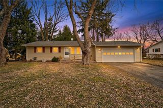 384 Hollybrook Road, Henrietta, NY 14623