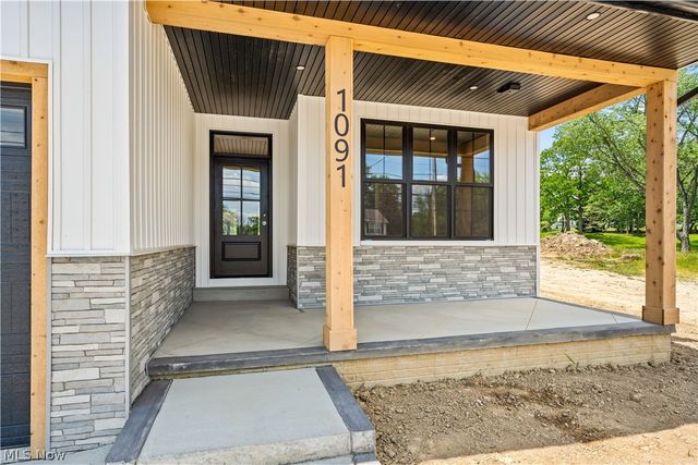 1091 Wadsworth Road, Medina, OH 44256