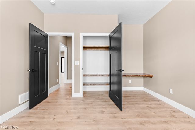 1091 Wadsworth Road, Medina, OH 44256