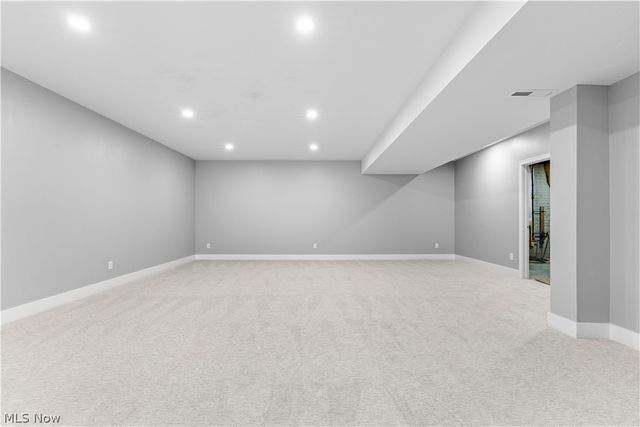 1091 Wadsworth Road, Medina, OH 44256