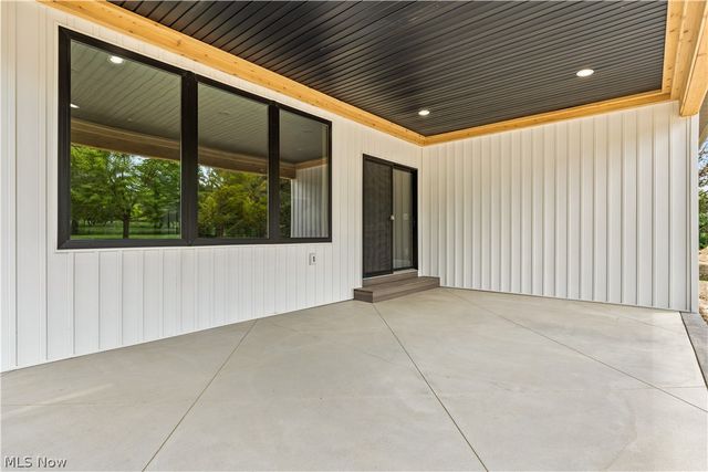 1091 Wadsworth Road, Medina, OH 44256