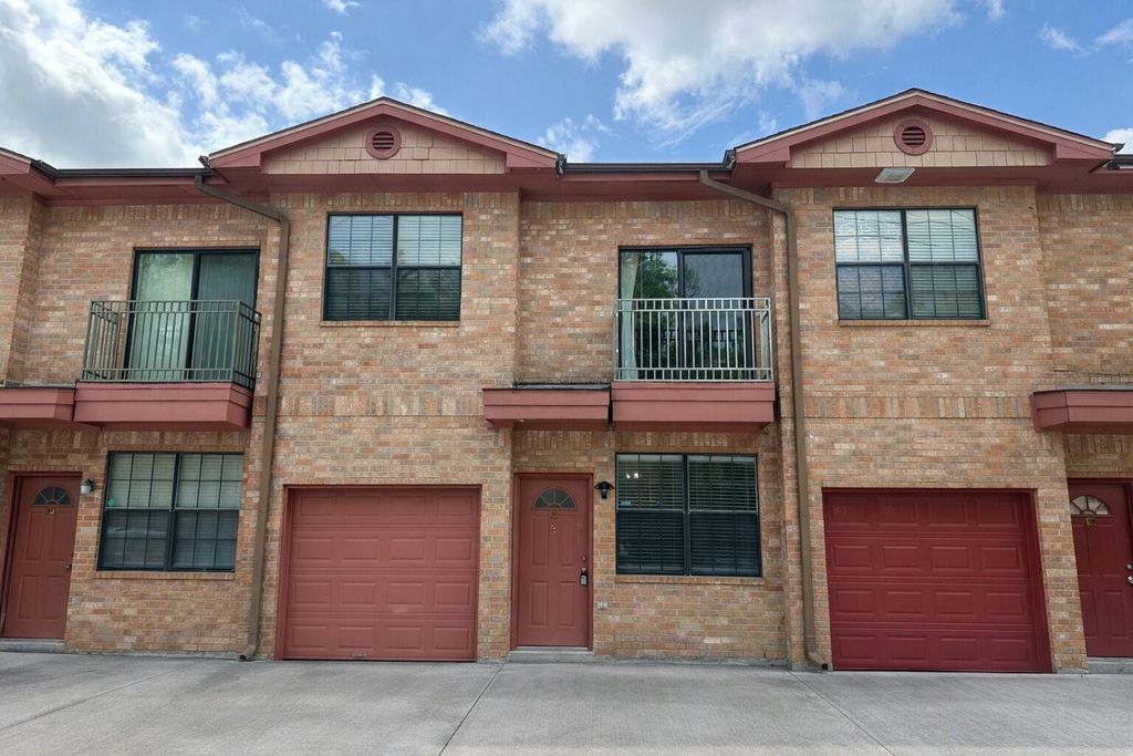 9400 Bellaire Boulevard 205, Houston, TX 77036