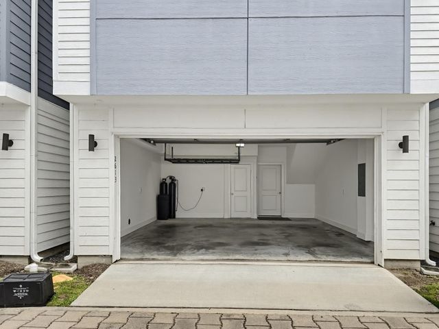 2613 Hutchins Street, Houston, TX 77004