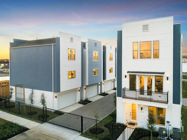 2613 Hutchins Street, Houston, TX 77004