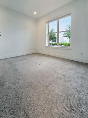 2613 Hutchins Street, Houston, TX 77004