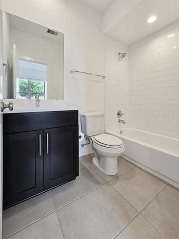 2613 Hutchins Street, Houston, TX 77004