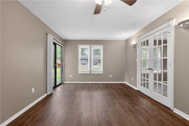206 W Lawrence Street, Kearney, MO 64060
