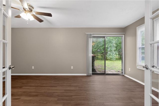 206 W Lawrence Street, Kearney, MO 64060
