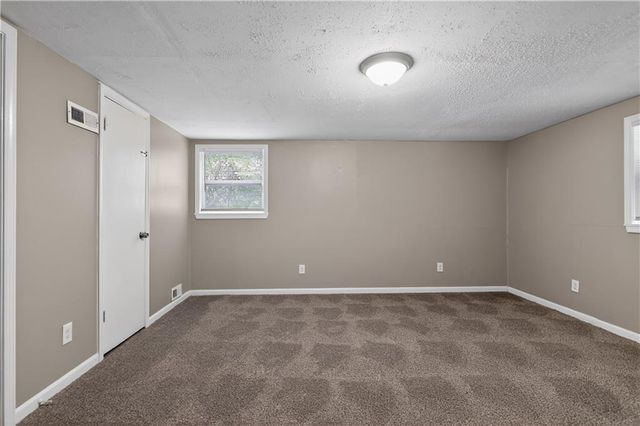 206 W Lawrence Street, Kearney, MO 64060