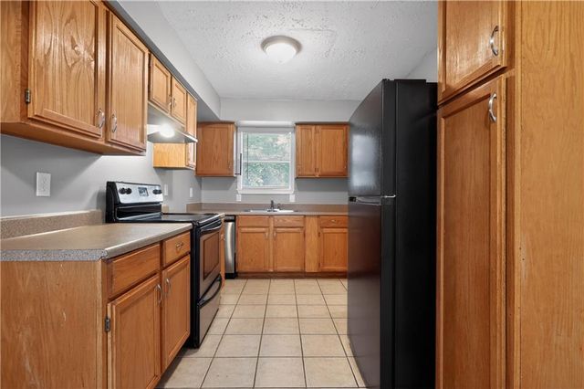 206 W Lawrence Street, Kearney, MO 64060