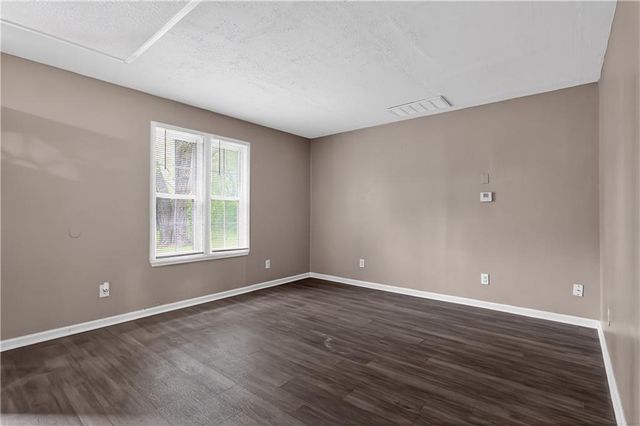 206 W Lawrence Street, Kearney, MO 64060
