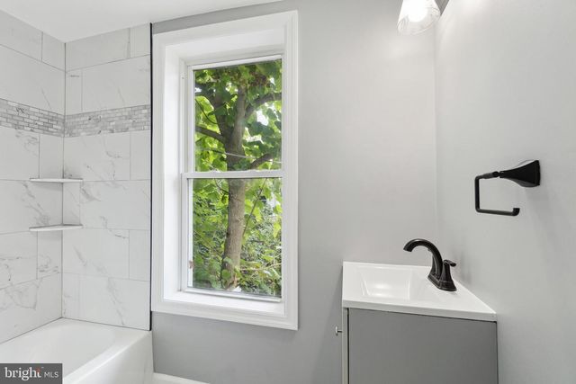 426 S SMALLWOOD ST, Baltimore, MD 21223