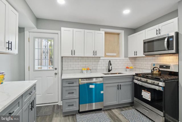 426 S SMALLWOOD ST, Baltimore, MD 21223