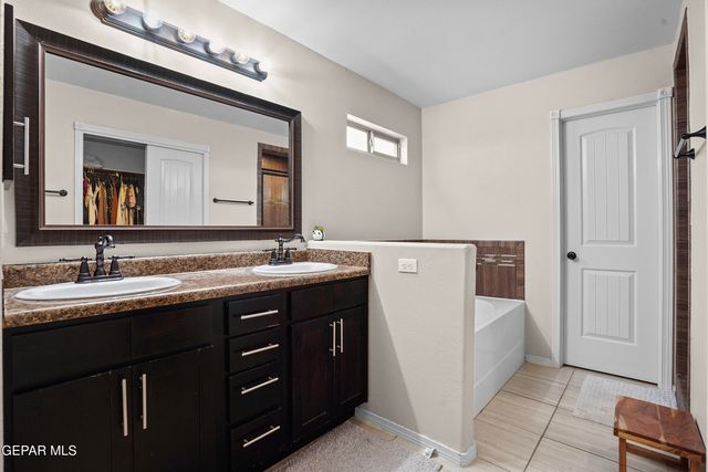 14733 DAVID LATIN, El Paso, TX 79938