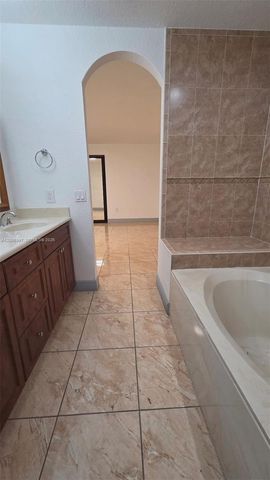 3140 SW 142nd Ave, Miami, FL 33175