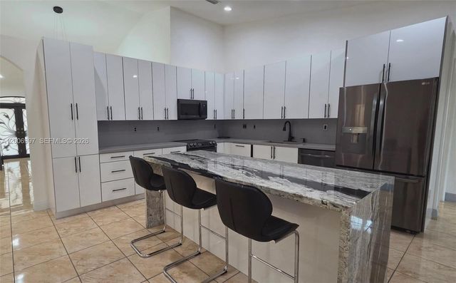 3140 SW 142nd Ave, Miami, FL 33175