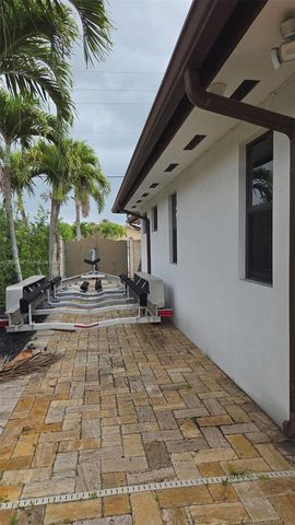 3140 SW 142nd Ave, Miami, FL 33175