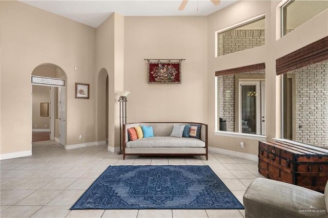 14698 Mckenzie Lane, Harlingen, TX 78552