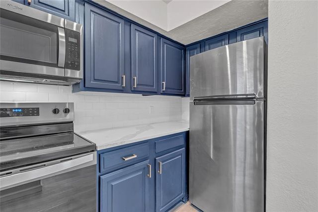 11560 N May Avenue G205, Oklahoma City, OK 73120
