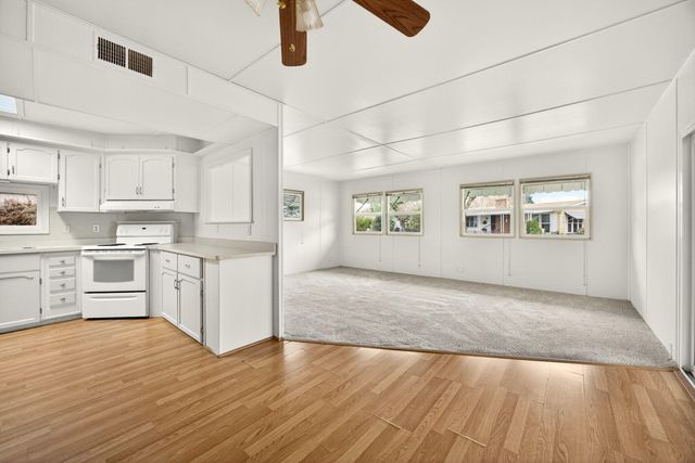 2252 Table Rock Road SPC 151, Medford, OR 97501