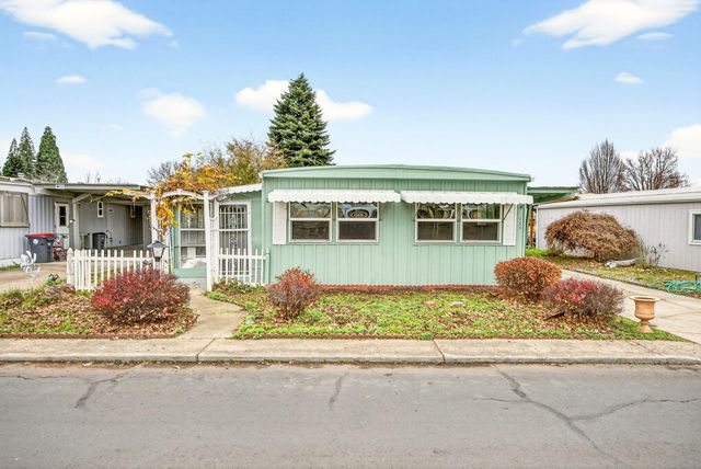 2252 Table Rock Road SPC 151, Medford, OR 97501