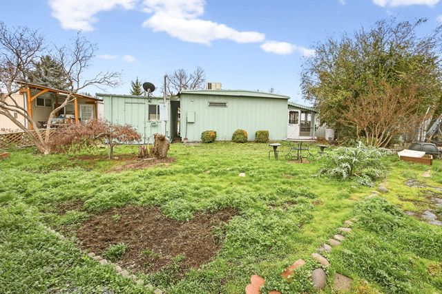 2252 Table Rock Road SPC 151, Medford, OR 97501