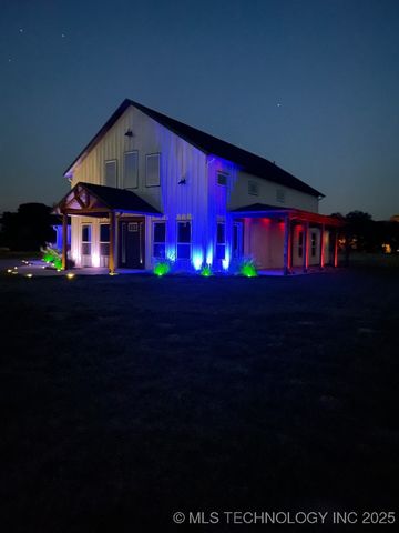 2920 Lago Vista Lane, Kingston, OK 73439