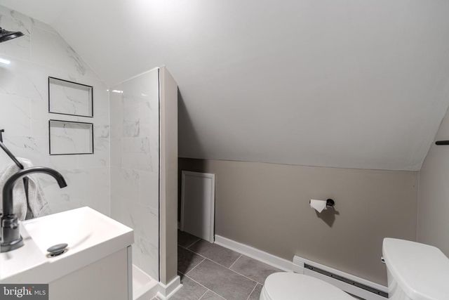 843 CEDAR RUN LN, Great Cacapon, WV 25422