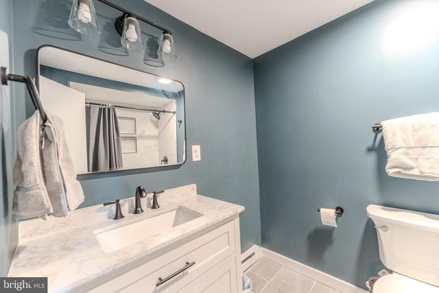 843 CEDAR RUN LN, Great Cacapon, WV 25422