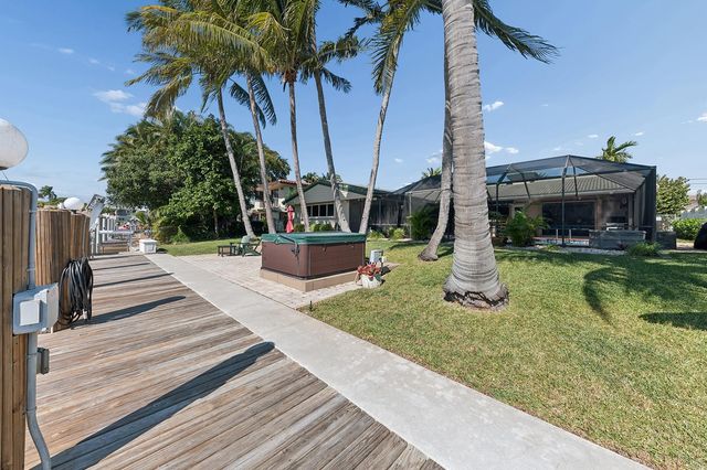 2890 NE 23rd Street, Pompano Beach, FL 33062