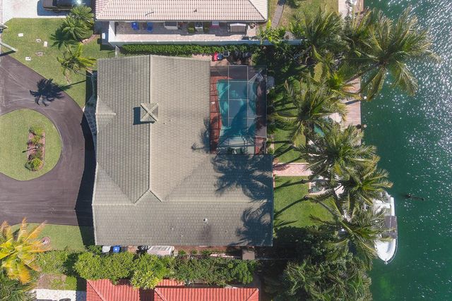 2890 NE 23rd Street, Pompano Beach, FL 33062