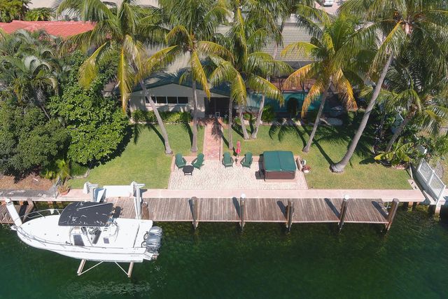 2890 NE 23rd Street, Pompano Beach, FL 33062