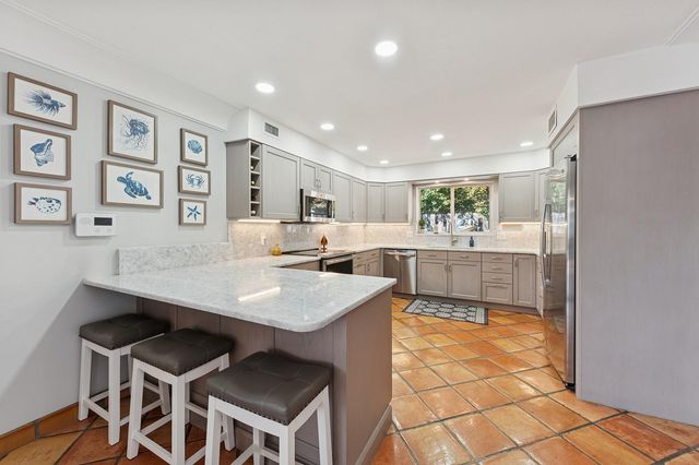 2890 NE 23rd Street, Pompano Beach, FL 33062